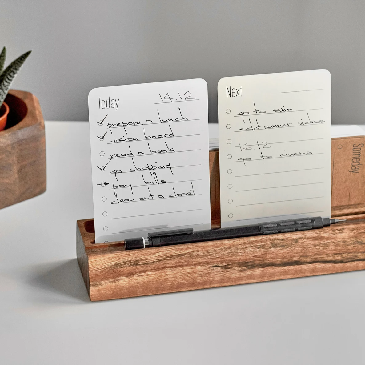 Wood Daily Planner To-Do List