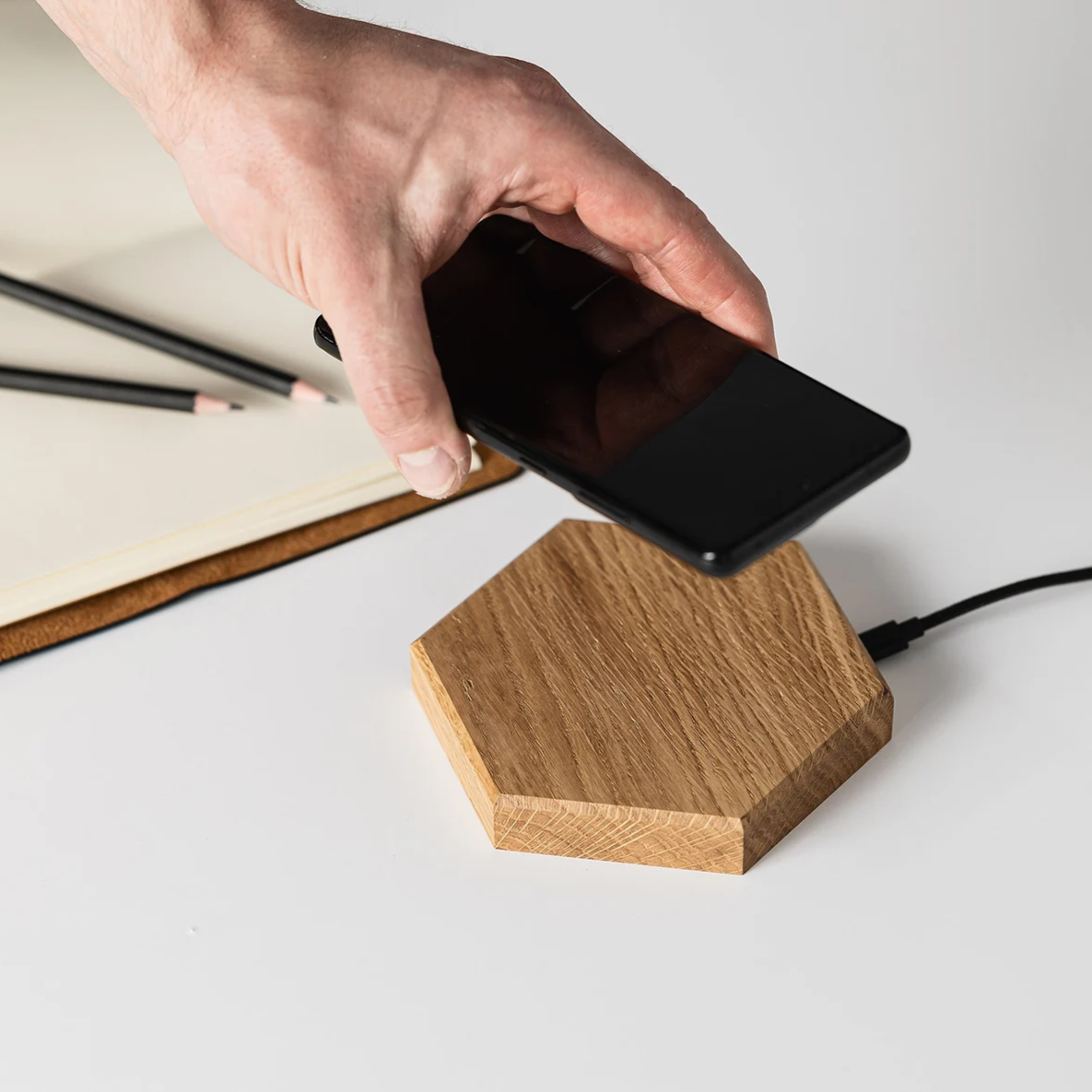 Qi Wireless Charger Wooden Docking Station